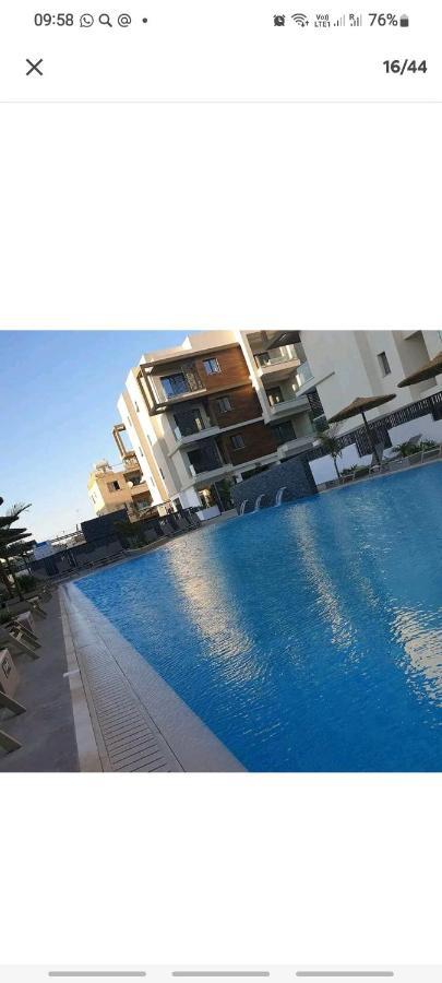 Cosmos Residence Paralimni Exteriér fotografie