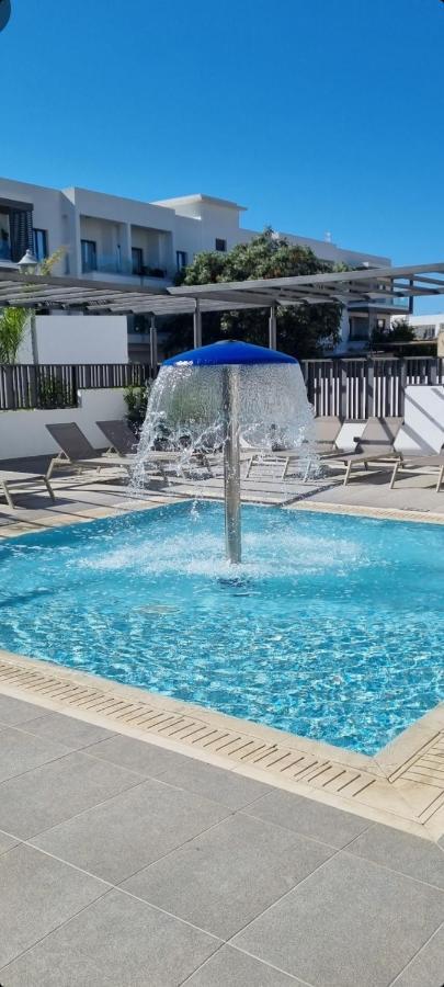 Cosmos Residence Paralimni Exteriér fotografie
